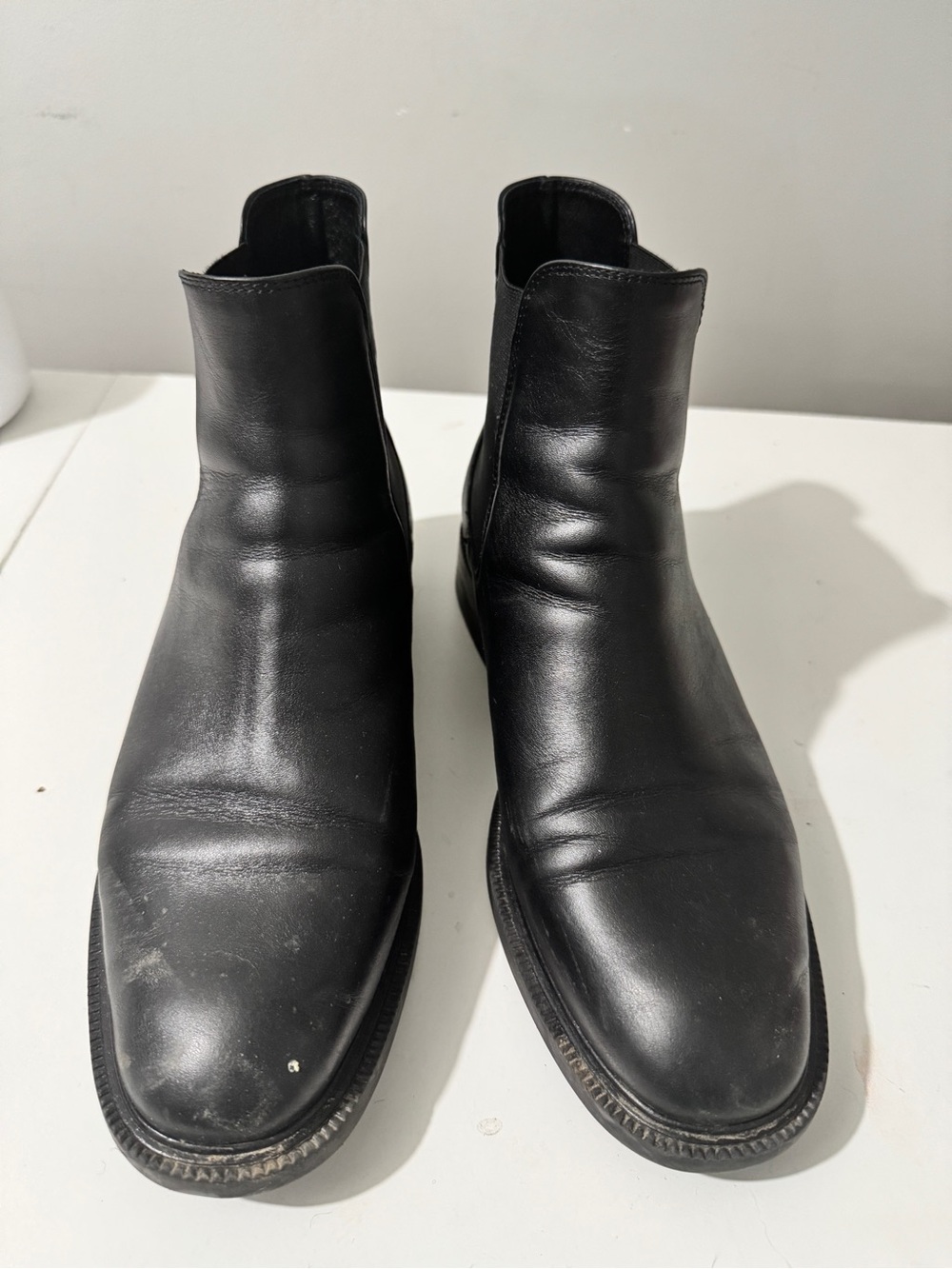 Minelli Paris Black Leather Ankle Boots - Sleek Chelsea-Style Booties